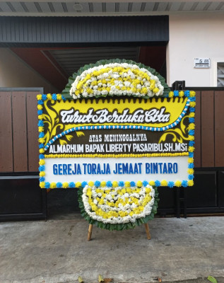 Papan Bunga Duka di Air Raja